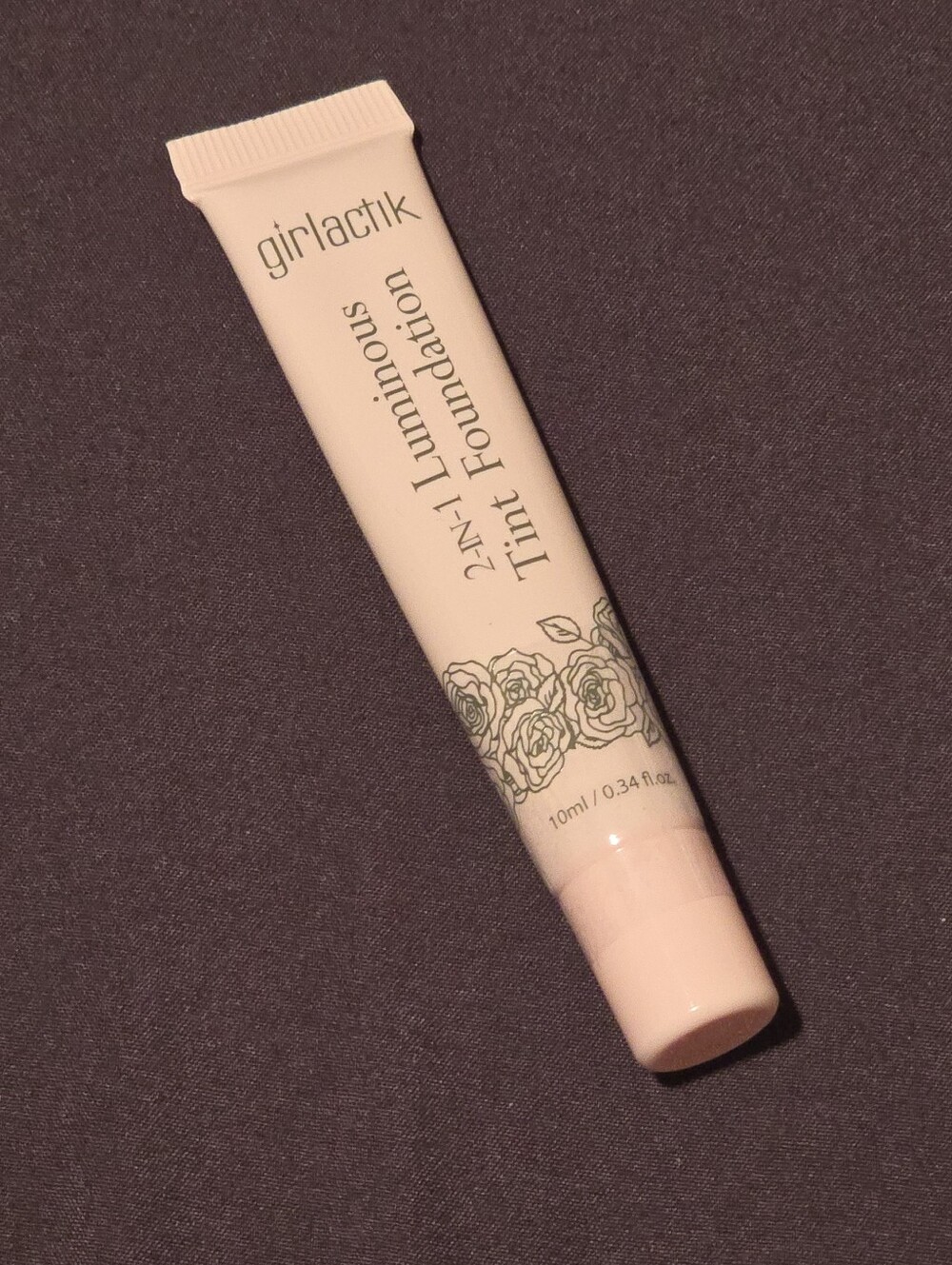 Girlactik 2-in-1 Luminous Tint Foundation In F3 Neutral - Brand New No Box